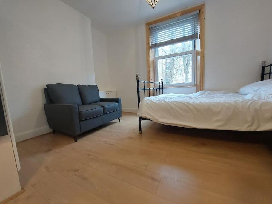 Newly Refurbished Studio Лондон Экстерьер фото